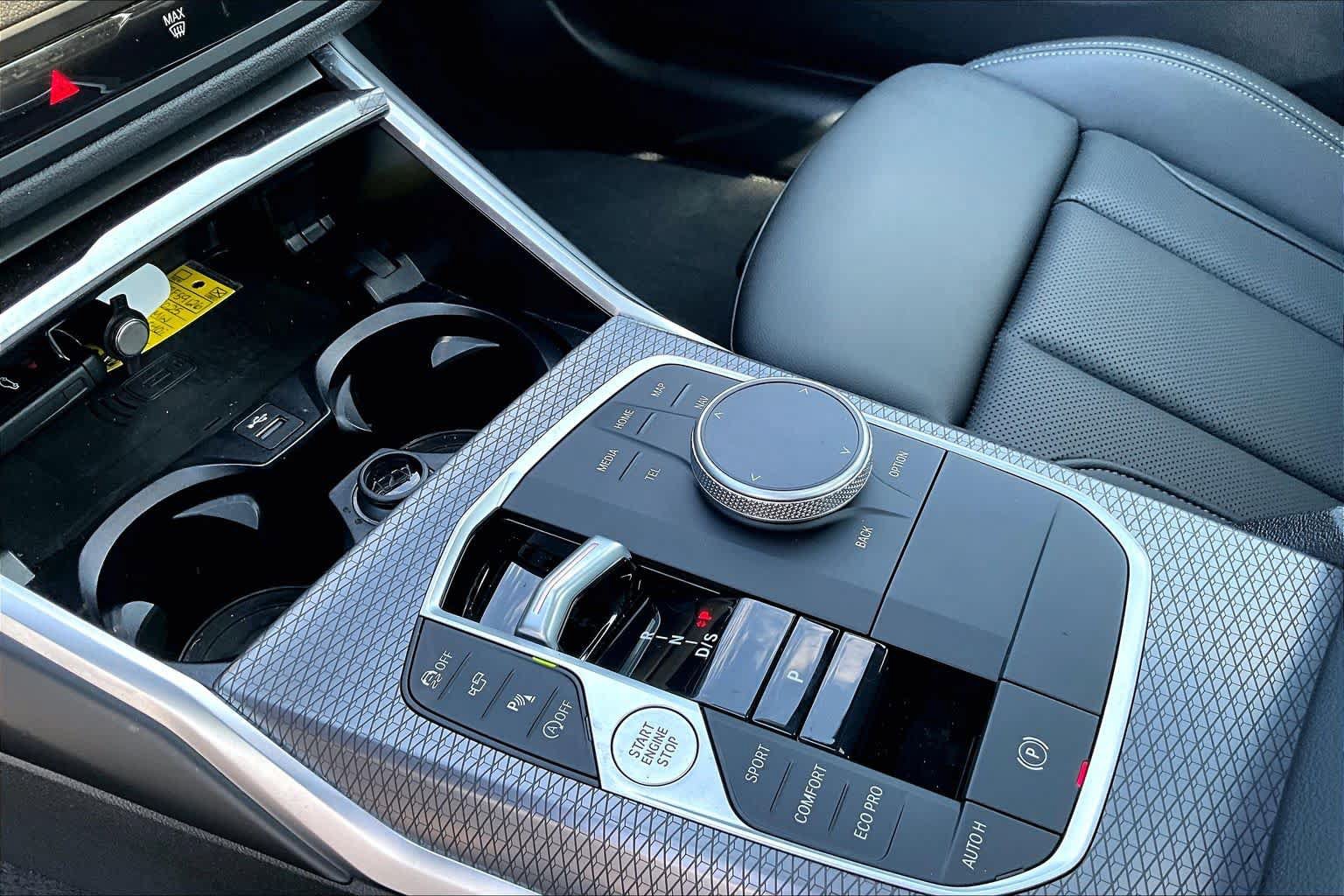 Used 2025 BMW M340i RWD image 16