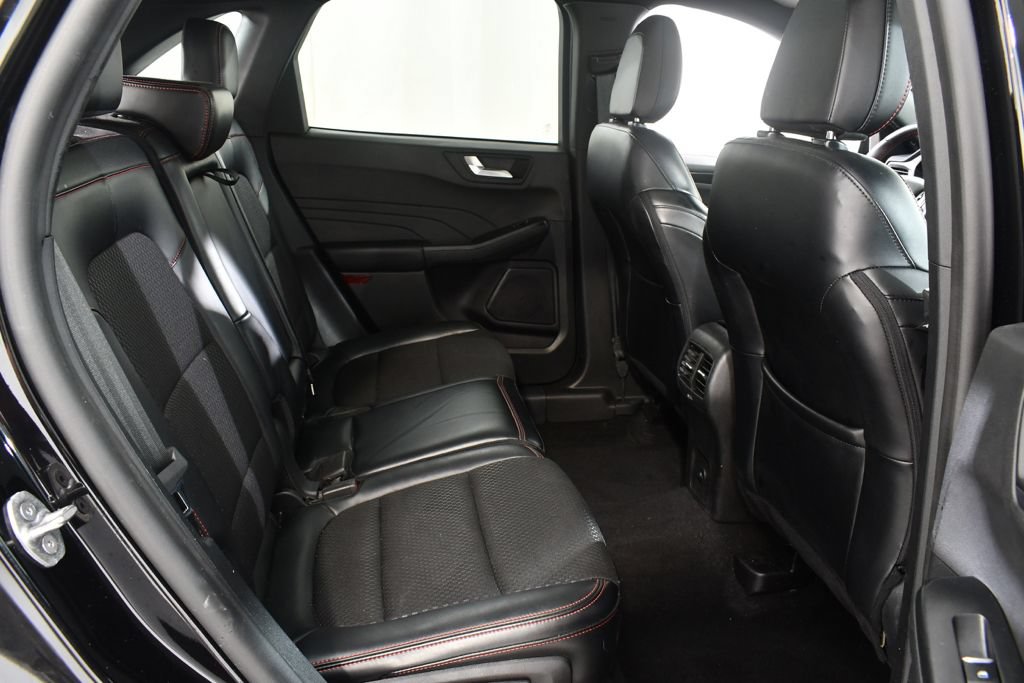 Used 2024 Ford Escape ST-Line w/ Tech Pack #1 AWD/4WD image 19