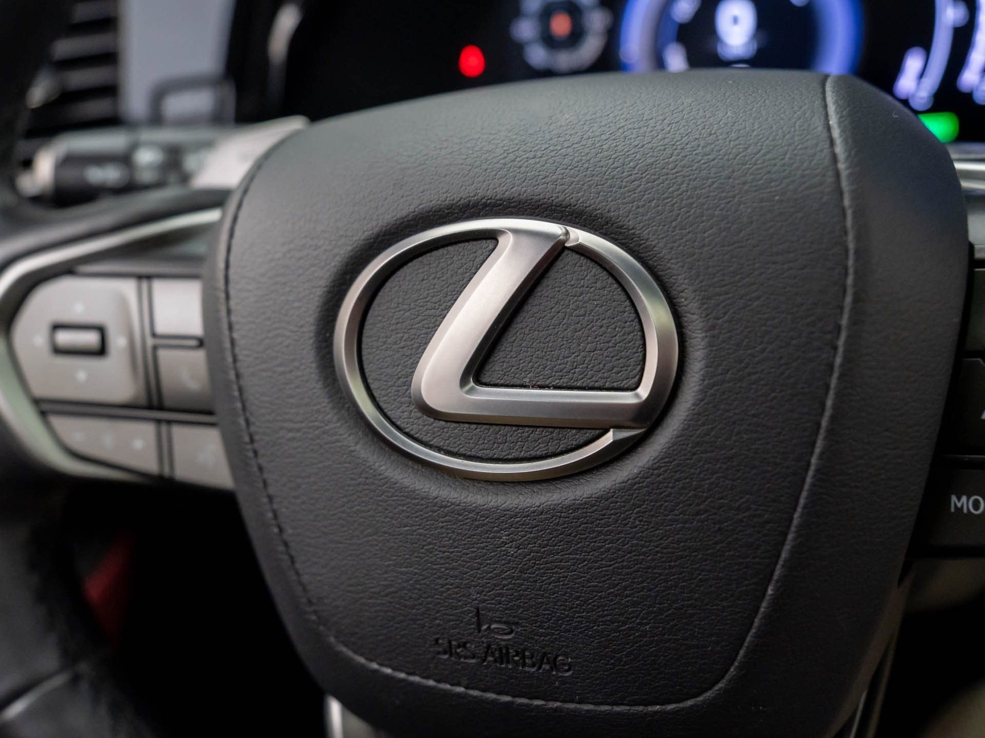 Used 2022 Lexus NX 350h AWD image 25