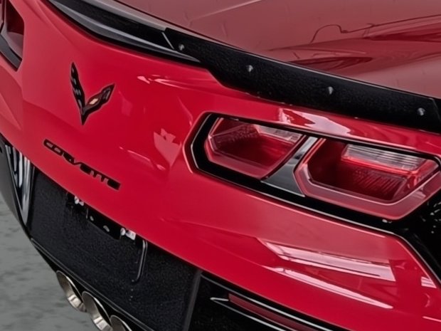Used 2019 Chevrolet Corvette Grand Sport w/ Carbon Flash Badge Package image 15