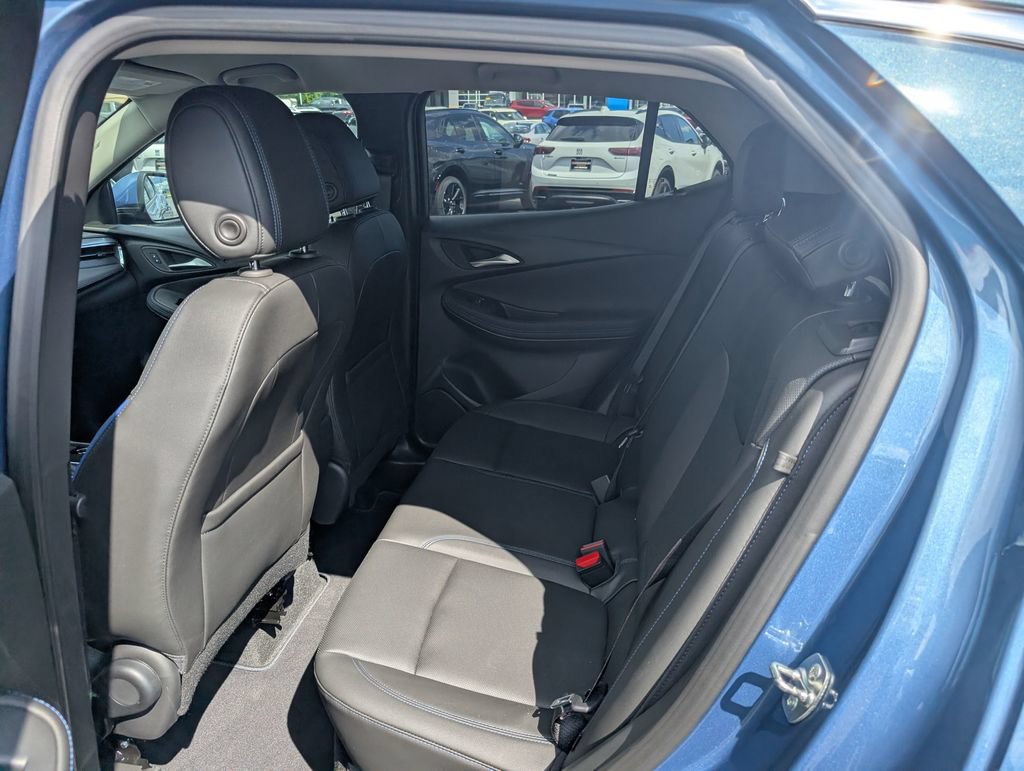 New 2026 Buick Encore GX Sport Touring FWD image 9