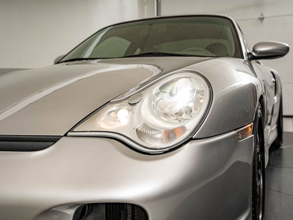 Used 2001 Porsche 911 Turbo AWD/4WD image 16