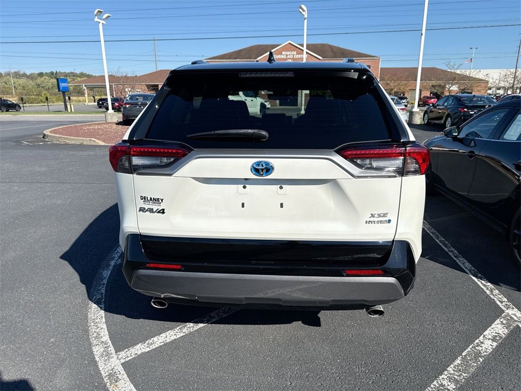 Used 2021 Toyota RAV4 XSE image 7
