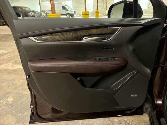 Used 2021 Cadillac XT6 Premium Luxury AWD/4WD image 33