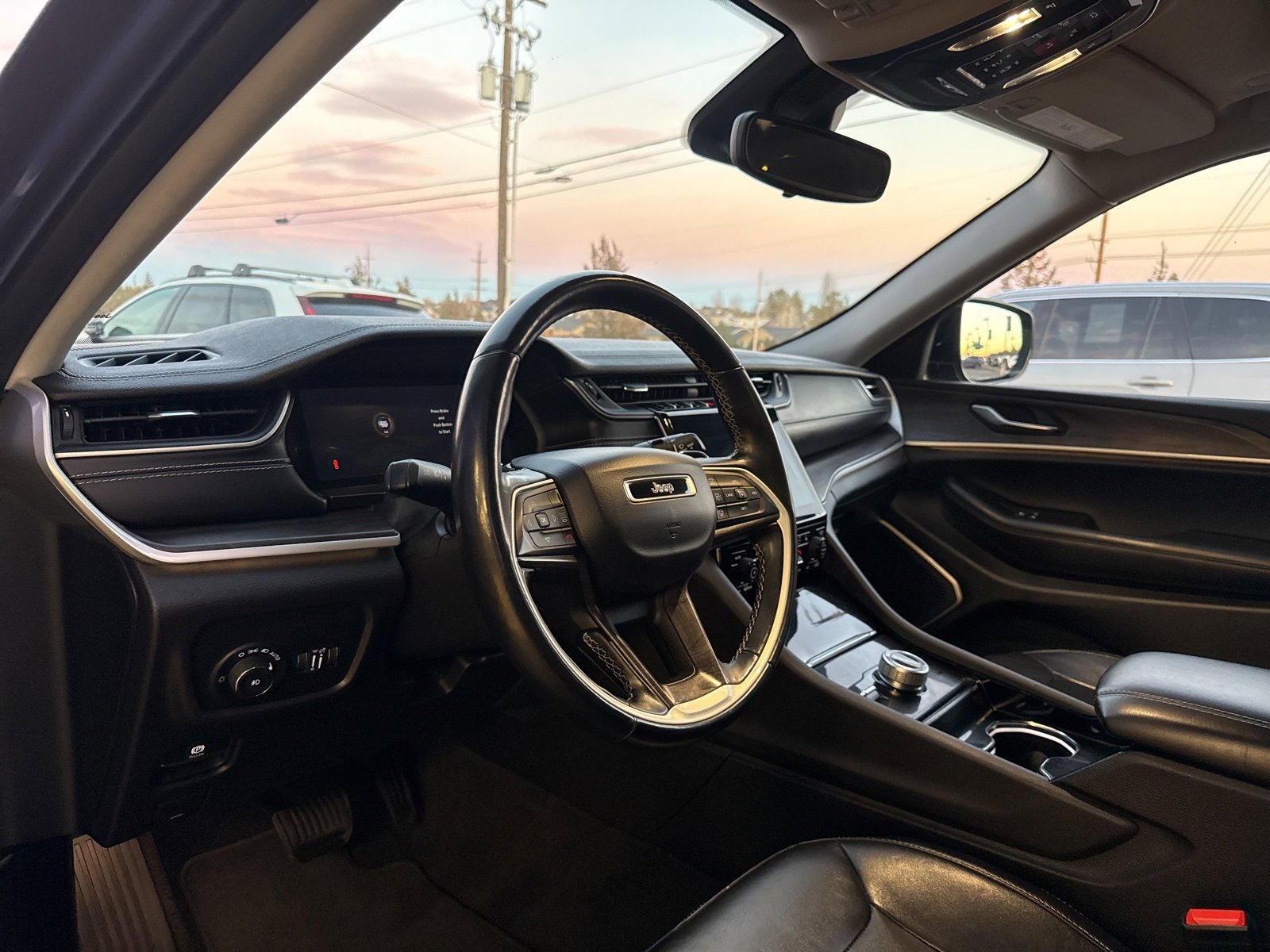 Used 2021 Jeep Grand Cherokee L Limited image 8