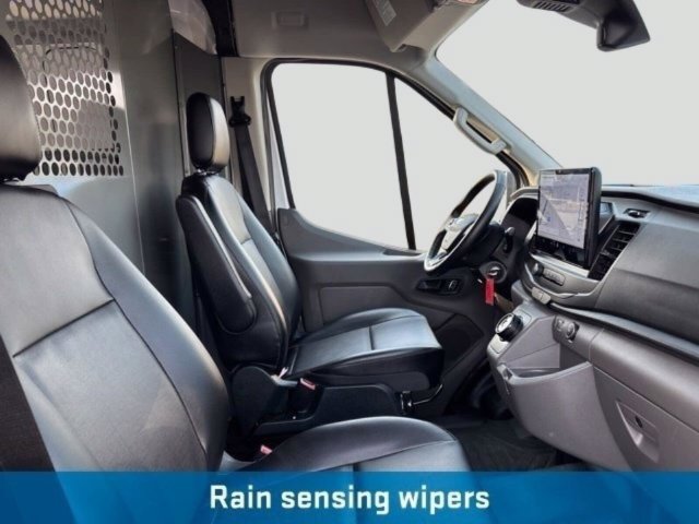 Used 2023 Ford E-Transit Medium Roof RWD image 12