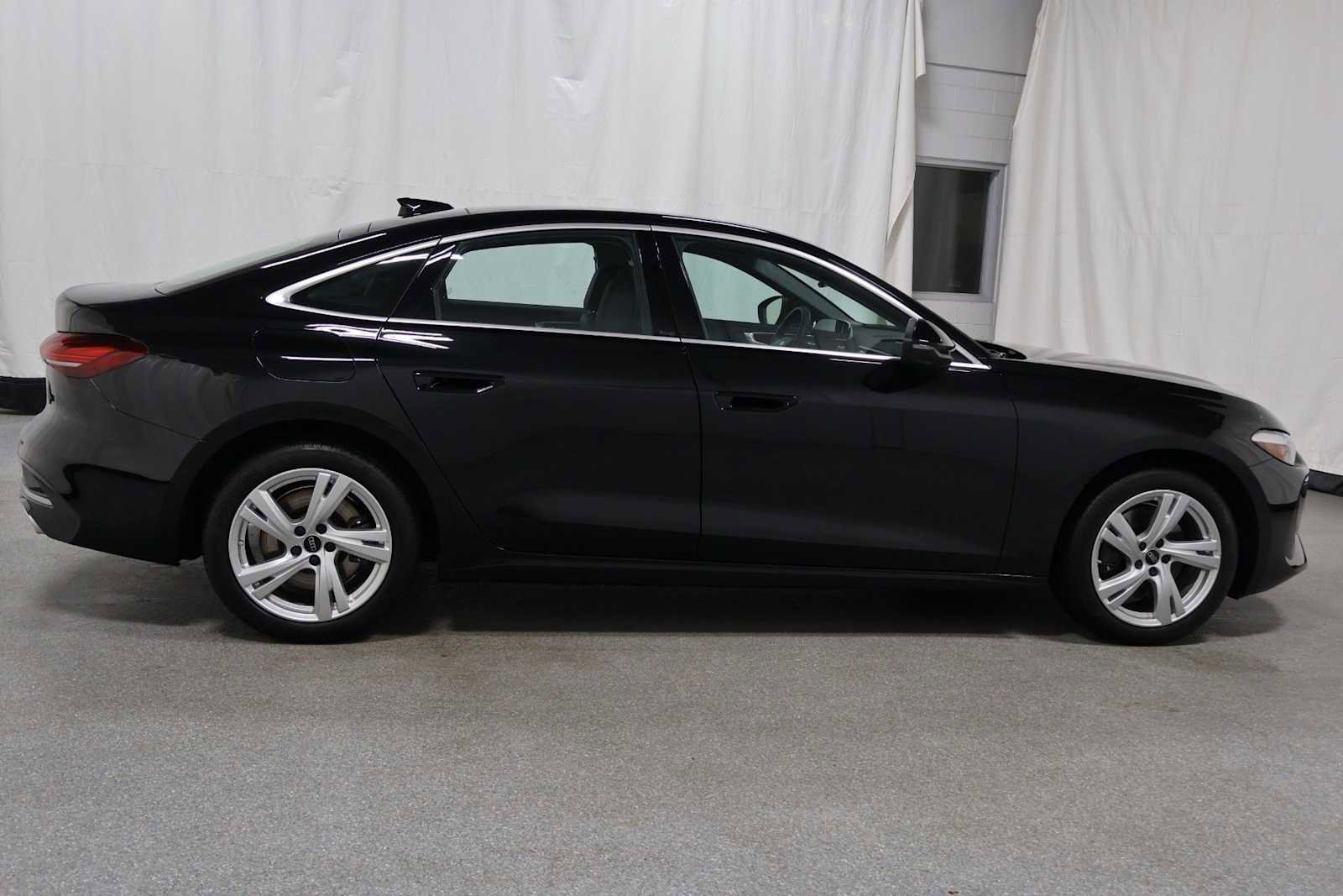 Certified 2025 Audi A5 2.0T Premium w/ Convenience Package image 10