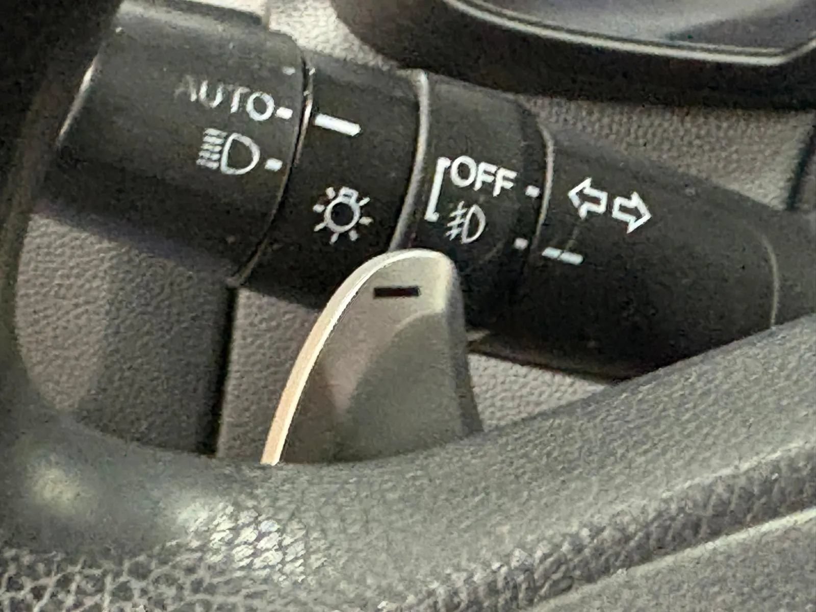 Used 2015 Honda Fit EX-L image 36