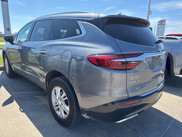 Used 2018 Buick Enclave Essence AWD/4WD image 7