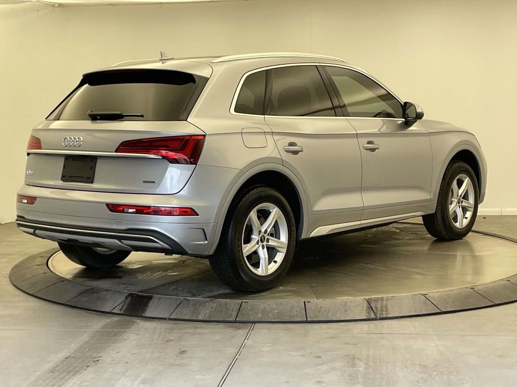 Certified 2023 Audi Q5 2.0T Premium w/ Convenience Package image 7