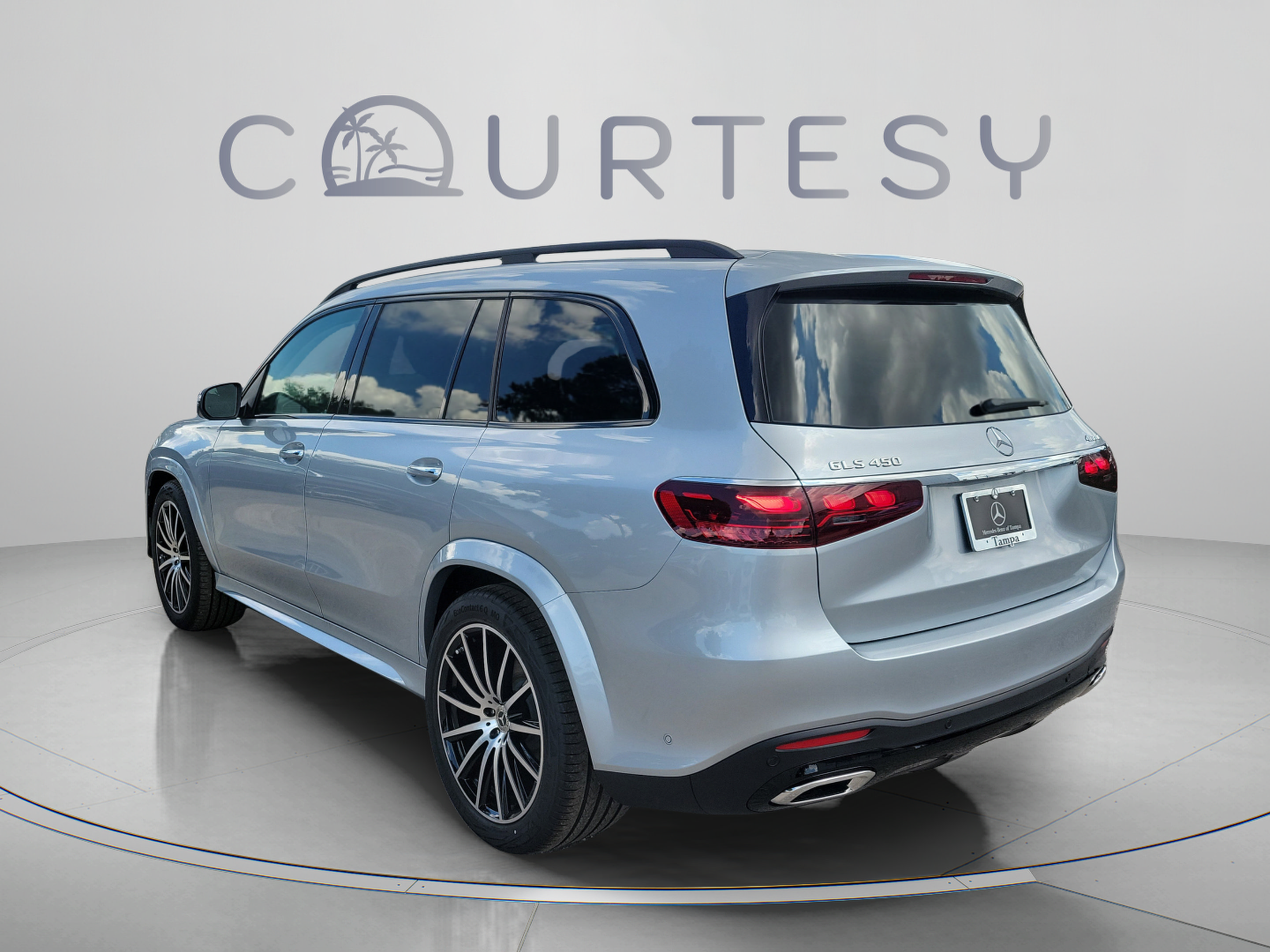 New 2026 Mercedes-Benz GLS 450 4MATIC image 2