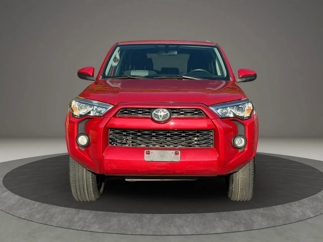 Used 2014 Toyota 4Runner SR5 AWD/4WD image 2