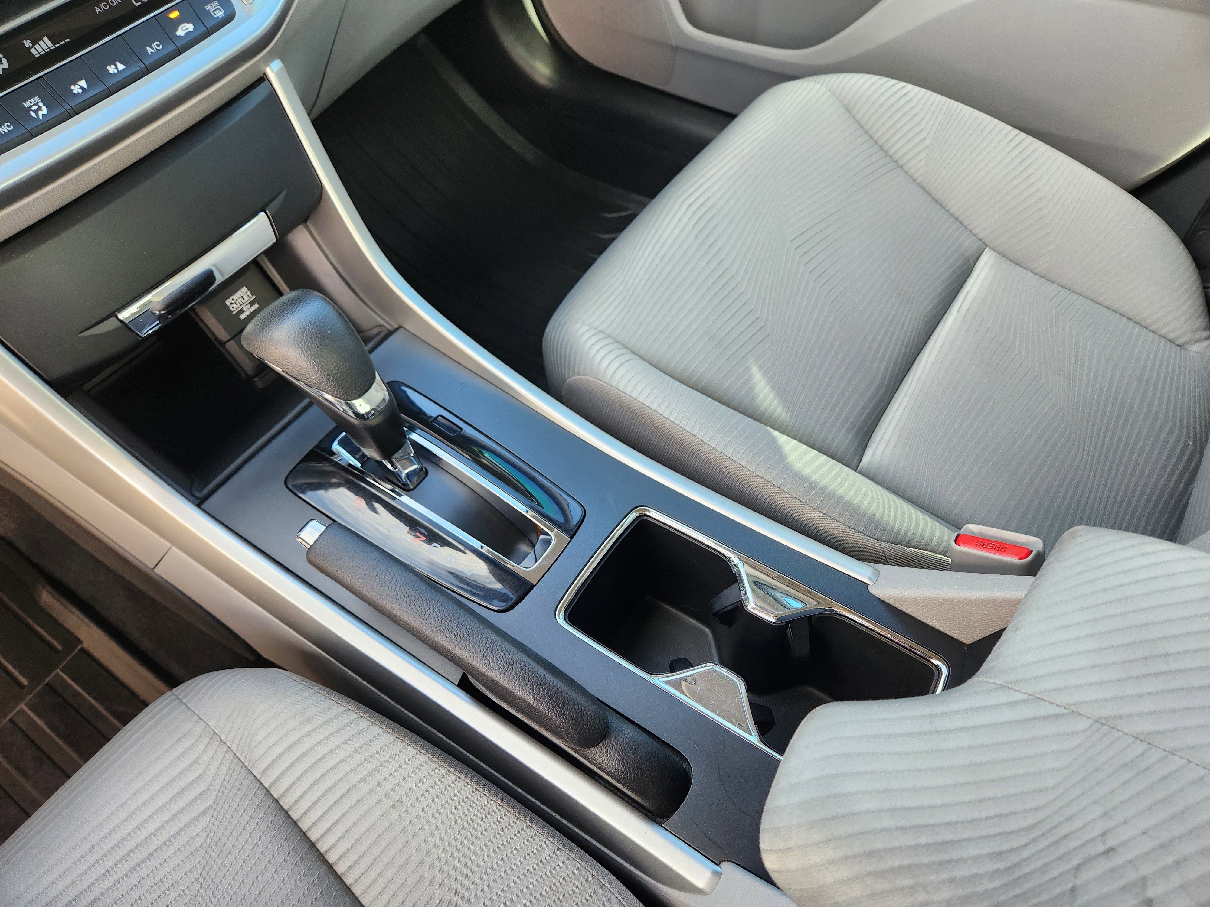 Used 2014 Honda Accord LX image 15