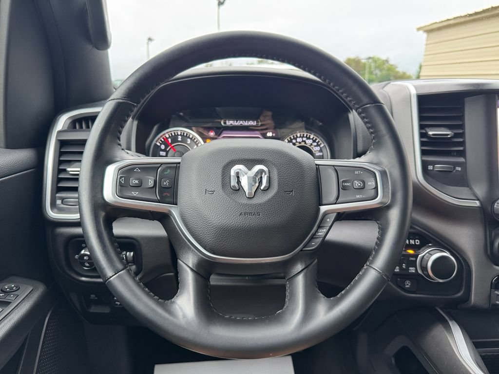Used 2022 RAM 1500 Big Horn AWD/4WD image 15