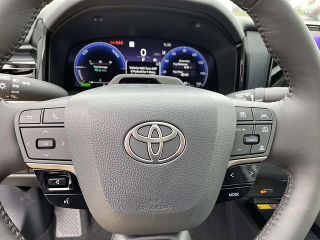 New 2026 Toyota Camry XLE AWD/4WD image 14