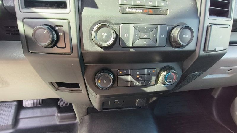 Used 2020 Ford F150 XL w/ Equipment Group 101A Mid RWD image 16