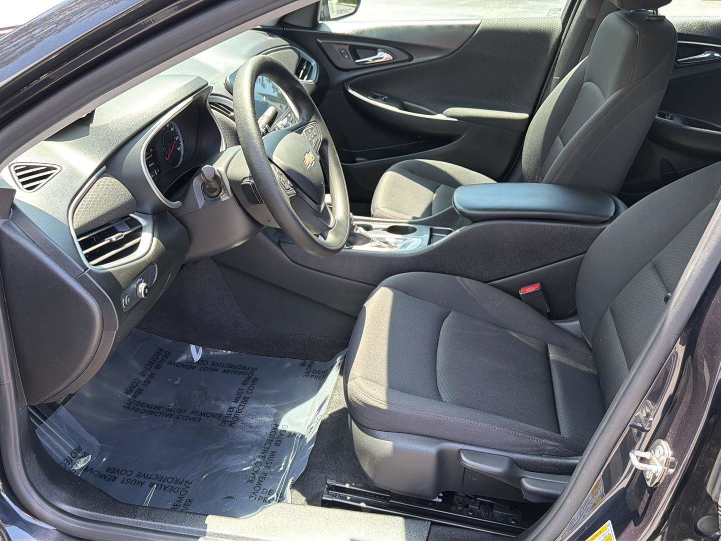 Used 2022 Chevrolet Malibu LS FWD image 10