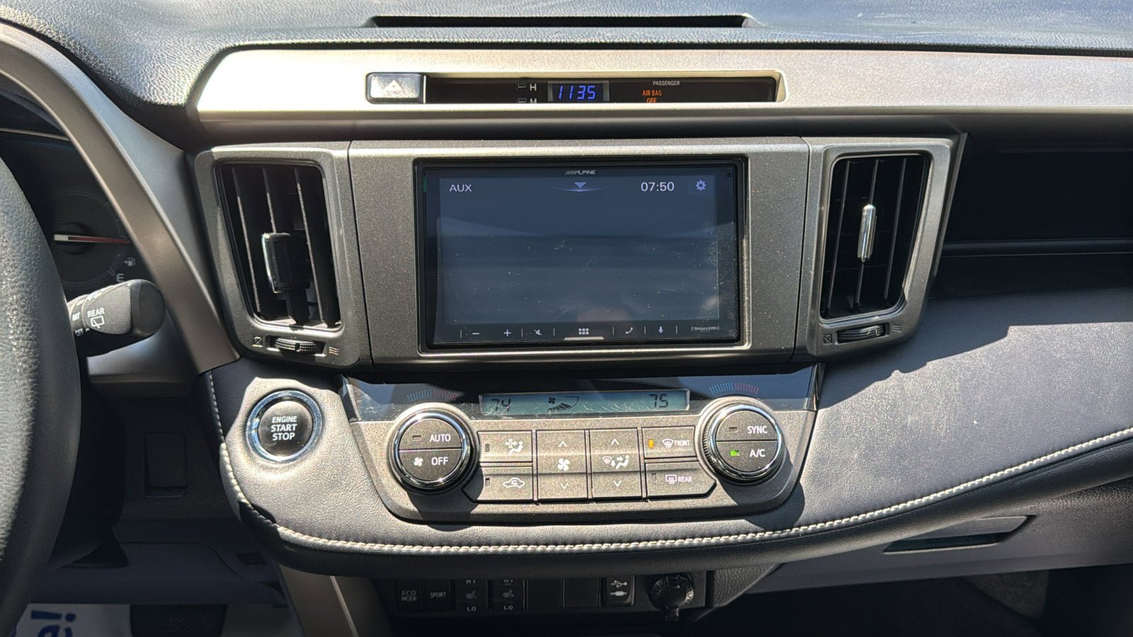 Used 2015 Toyota RAV4 Limited AWD/4WD image 24
