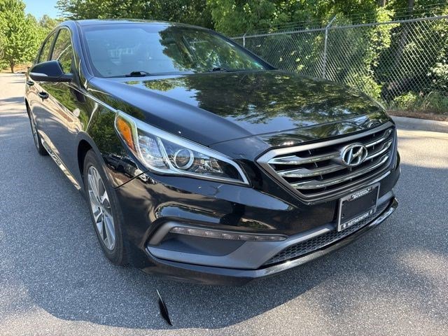 Used 2016 Hyundai Sonata Sport FWD image 3