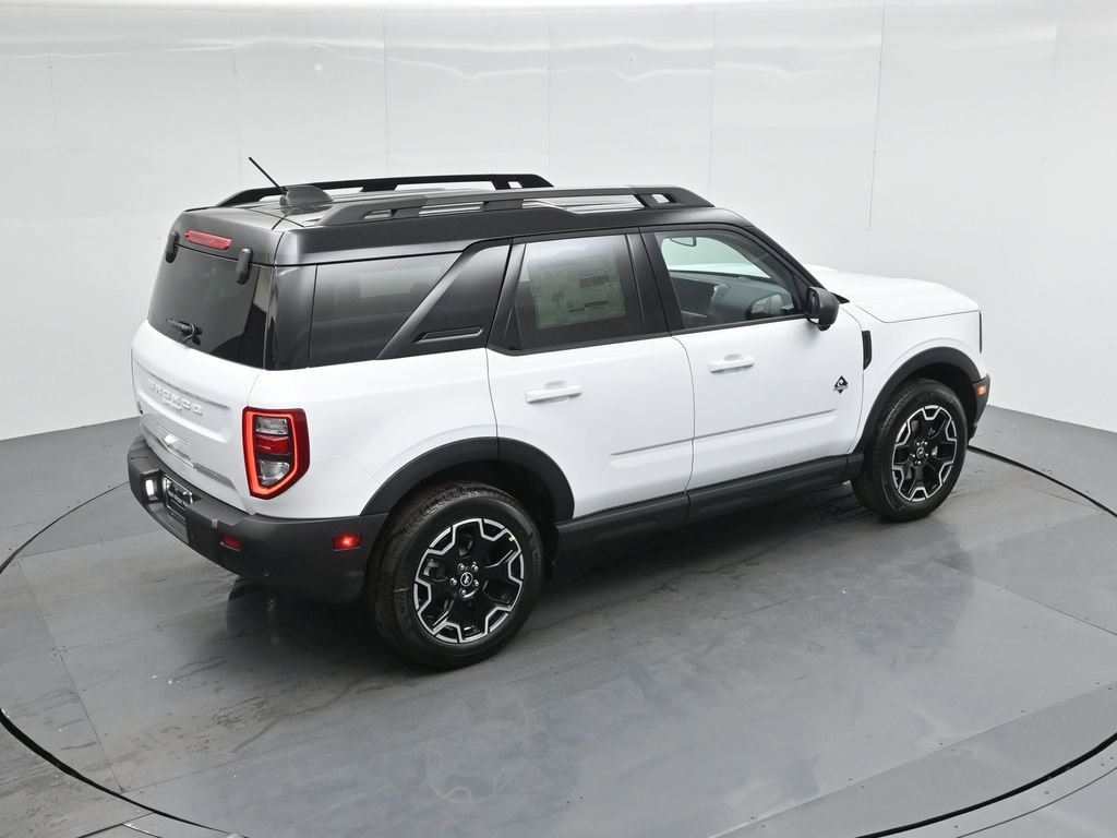 New 2025 Ford Bronco Sport Outer Banks w/ Outer Banks Tech Package+ image 43
