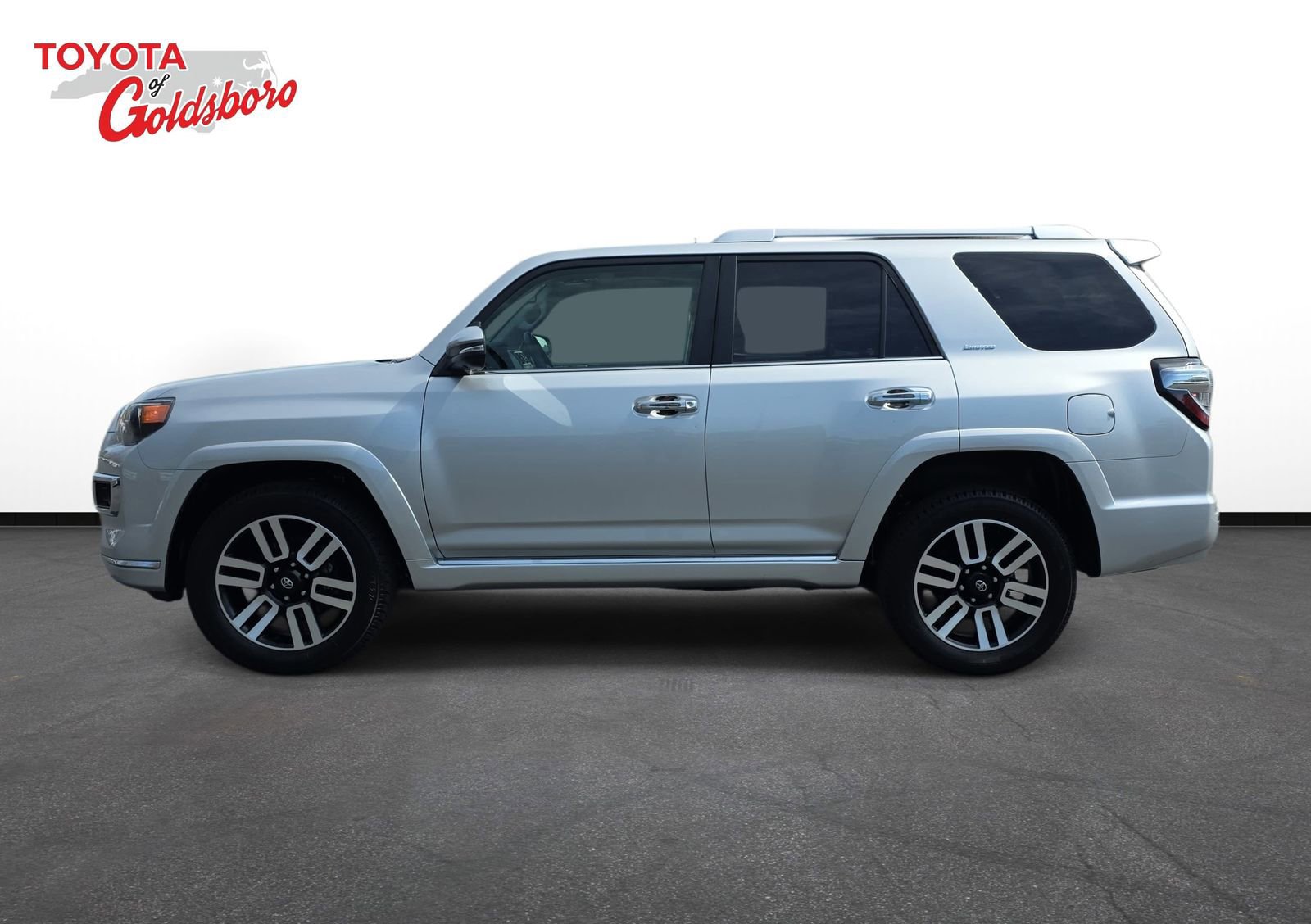 Used 2024 Toyota 4Runner Limited image 8