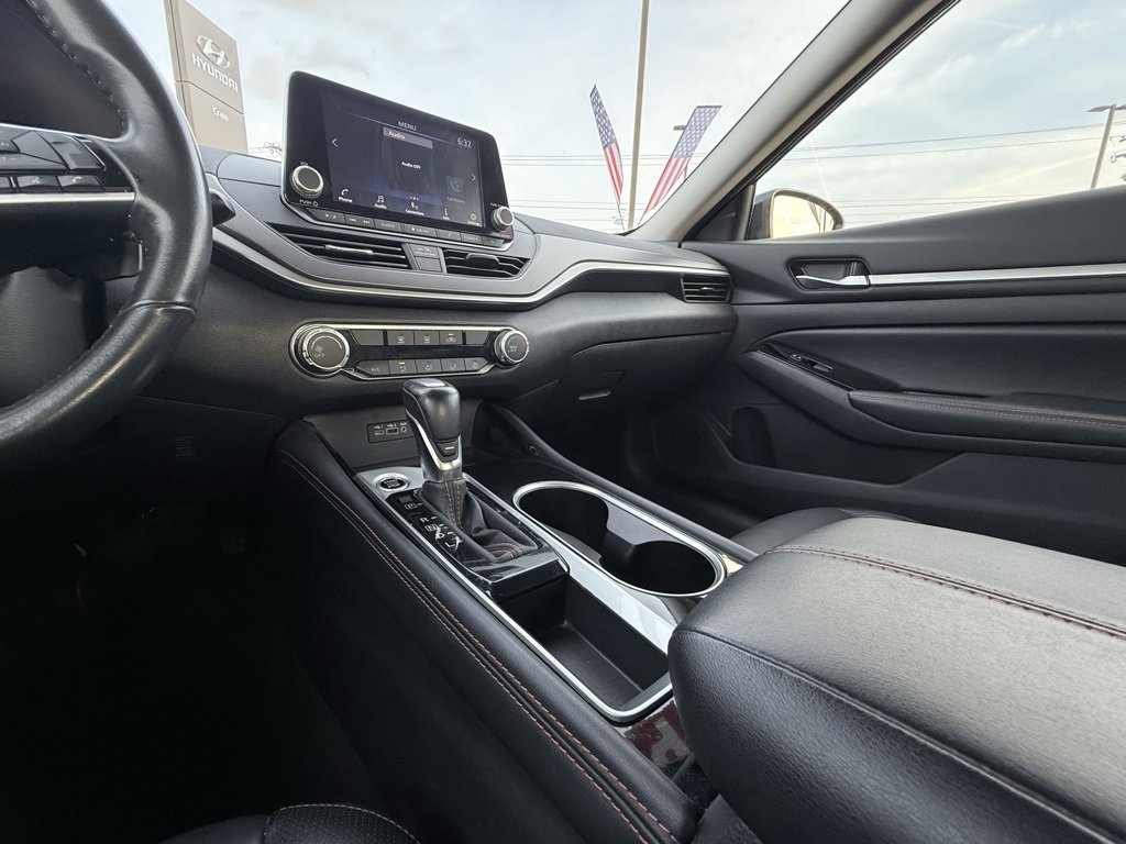 Used 2024 Nissan Altima 2.5 SR image 18