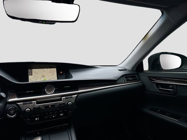 Used 2017 Lexus ES 350 w/ Navigation System Package image 24