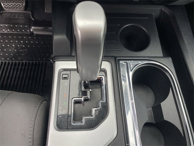 Used 2019 Toyota Tundra SR5 w/ SR5 Convenience Package image 15