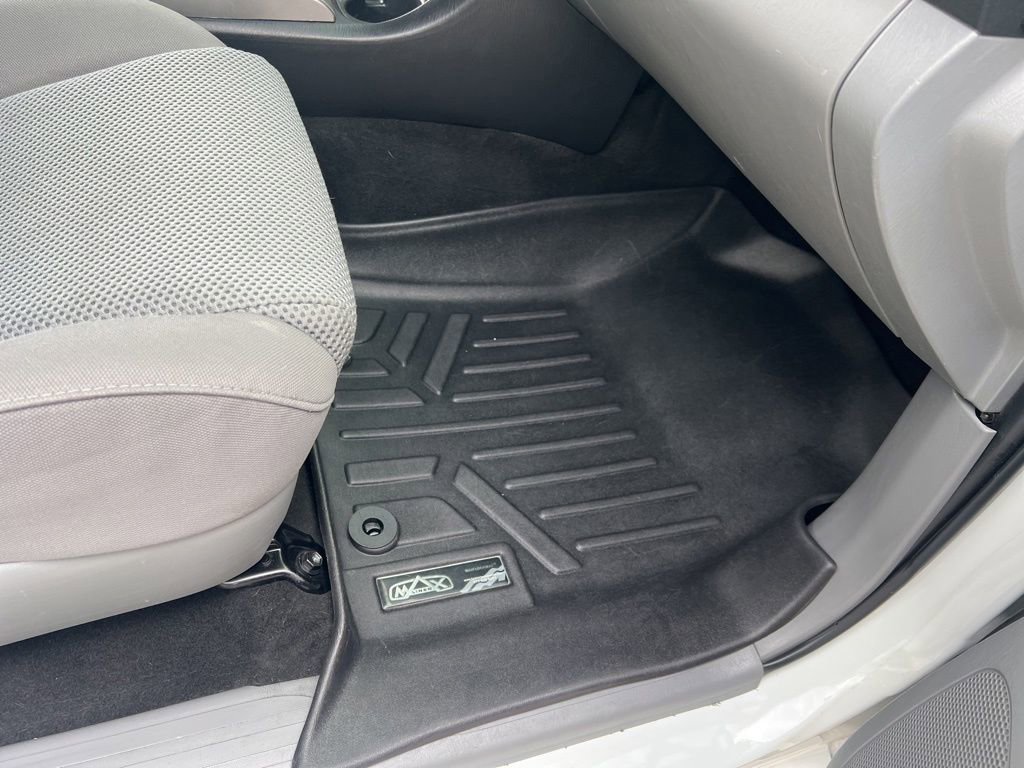 Used 2015 Toyota Tacoma PreRunner w/ TRD Off-Road Package RWD image 41