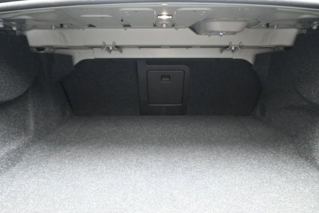 Used 2025 Volvo S60 B5 Plus FWD image 29