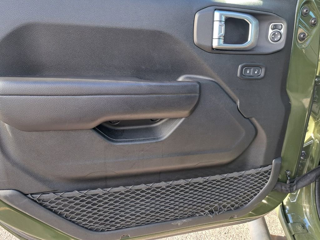 Used 2020 Jeep Wrangler Sport S image 27