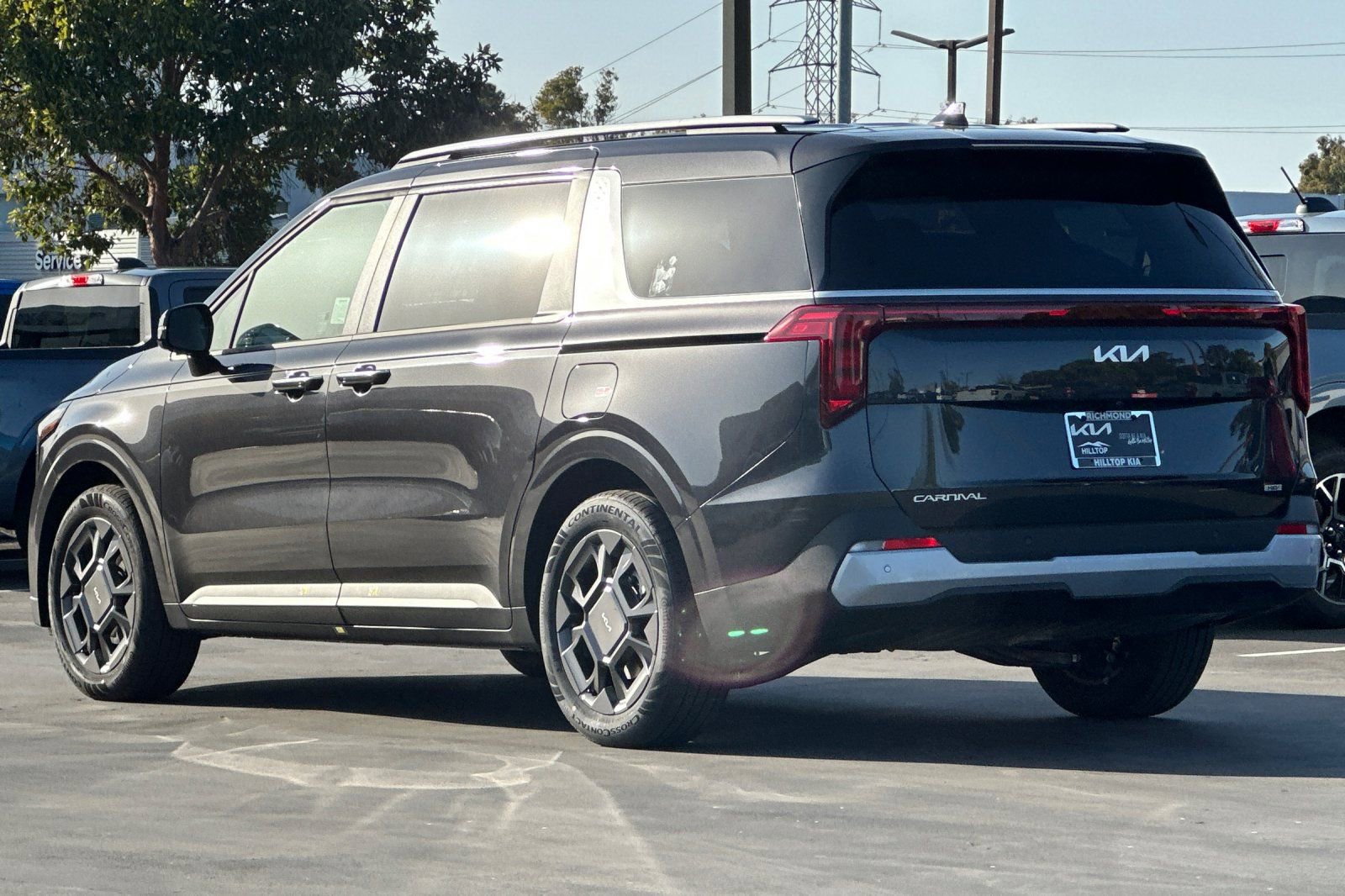 New 2026 Kia Carnival EX image 6