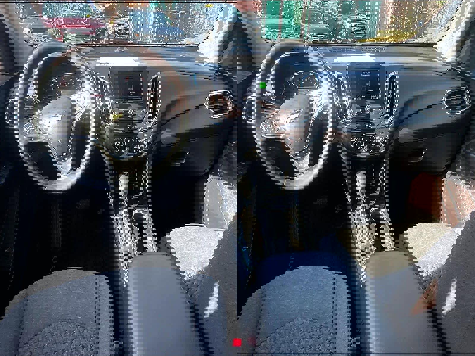 Used 2024 Chevrolet Equinox LT image 20