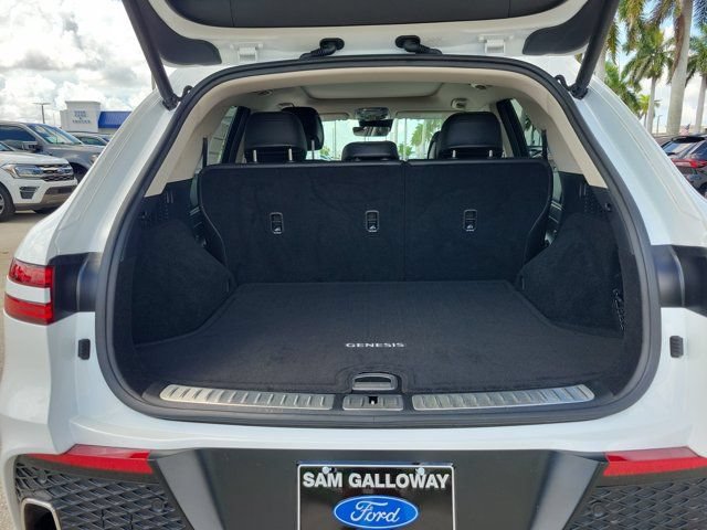 Used 2023 Genesis GV70 2.5T w/ Advanced Package AWD/4WD image 10