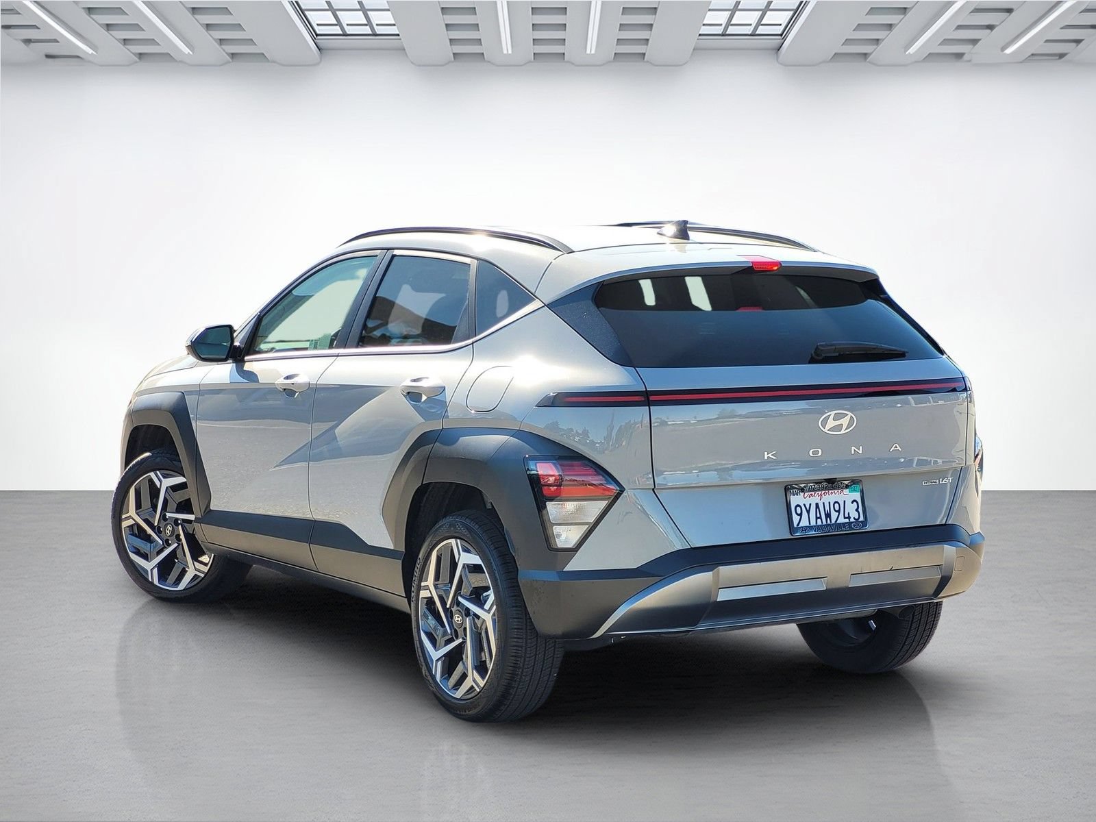Certified 2026 Hyundai Kona SEL Premium AWD/4WD image 6