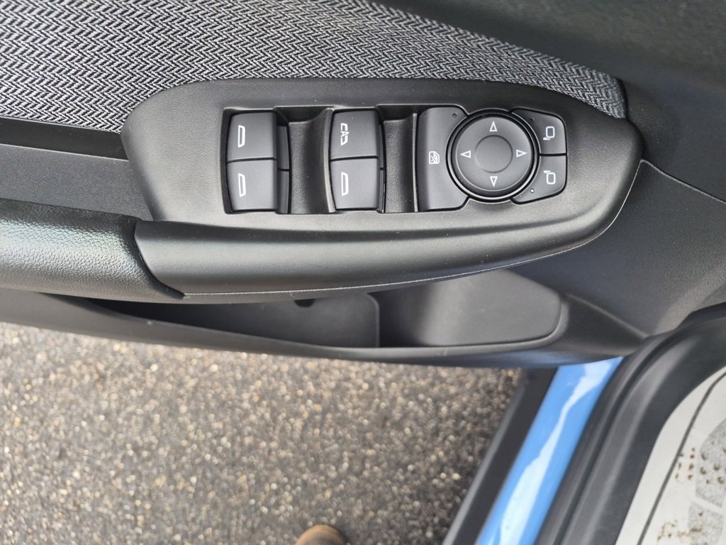 Used 2024 Chevrolet TrailBlazer LT w/ LT Cold Weather Package image 12