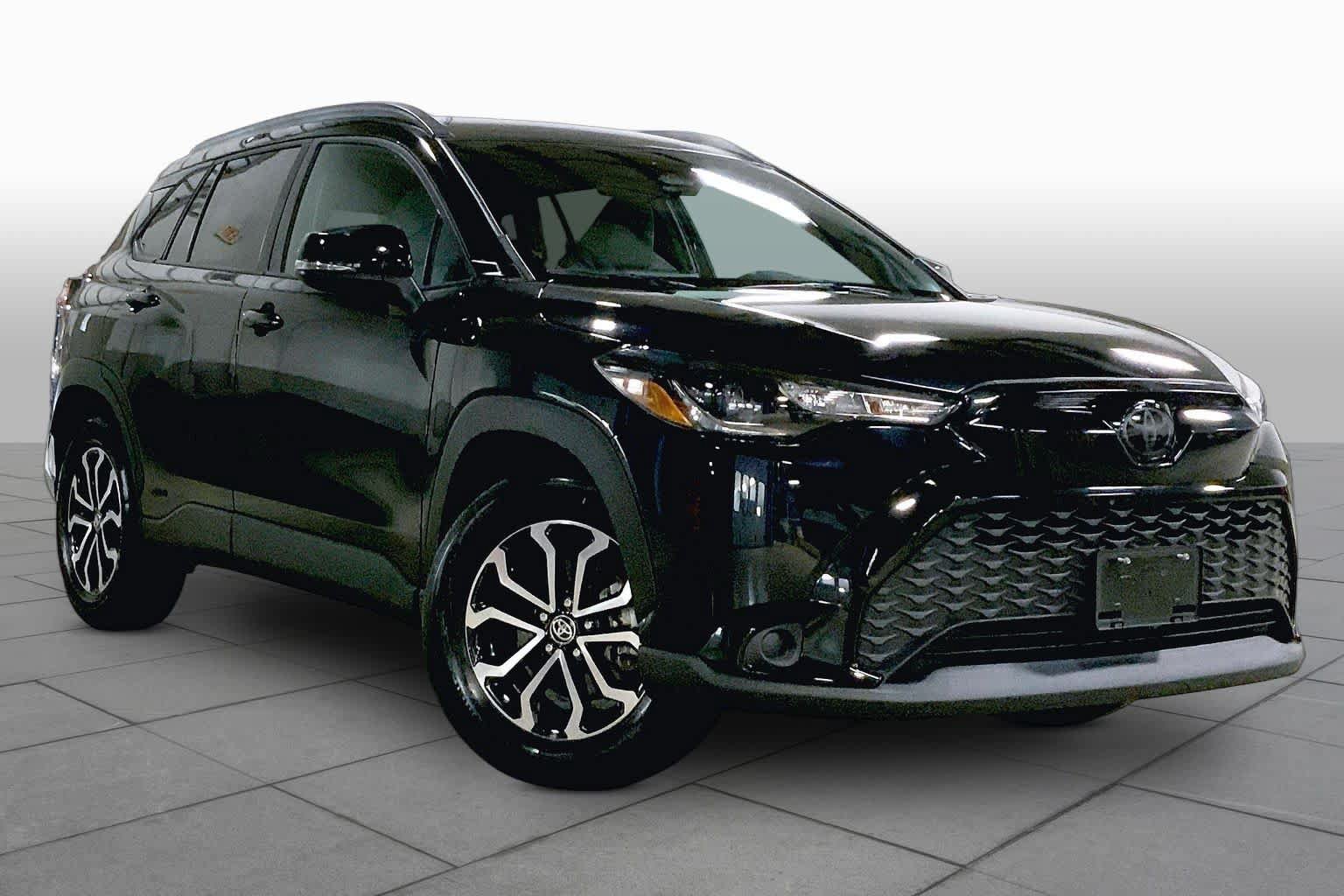 Used 2024 Toyota Corolla Cross AWD Hybrid image 3