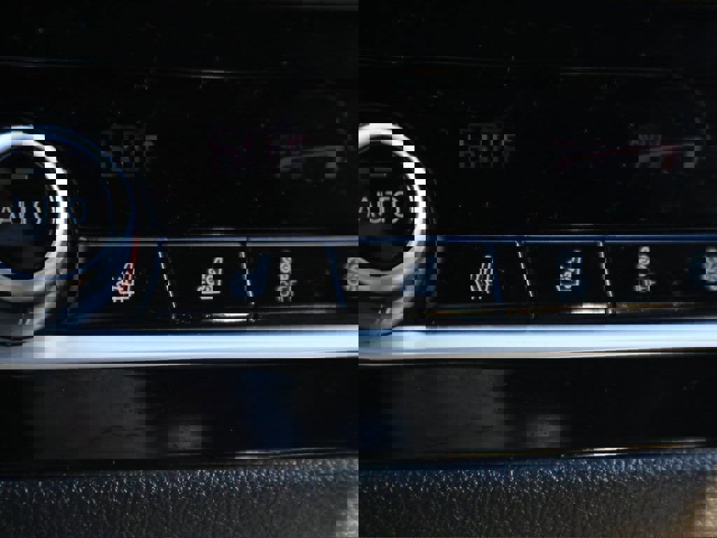 Used 2020 BMW X3 xDrive30i w/ Premium Package image 39