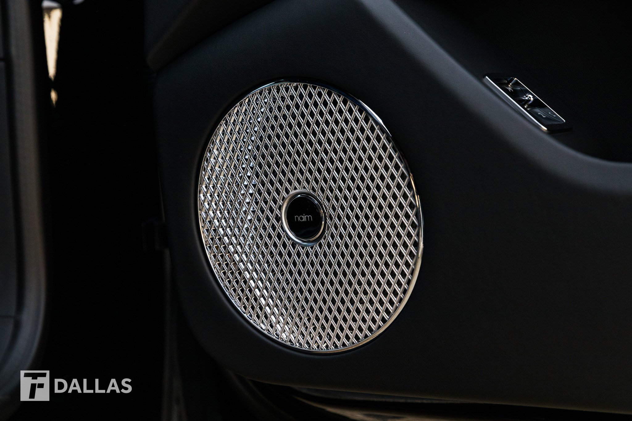 Used 2024 Bentley Flying Spur V8 image 39