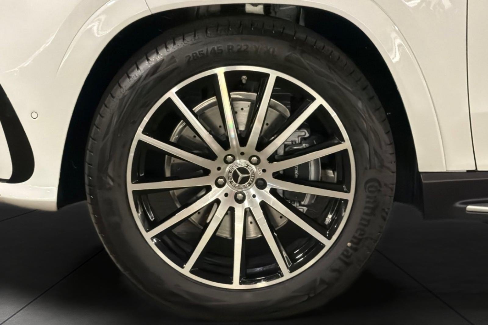New 2026 Mercedes-Benz GLS 450 4MATIC image 26