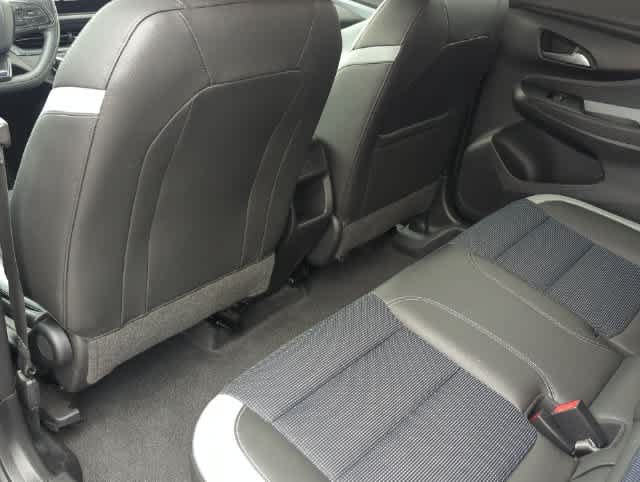 Used 2026 Buick Envista Sport Touring FWD image 18