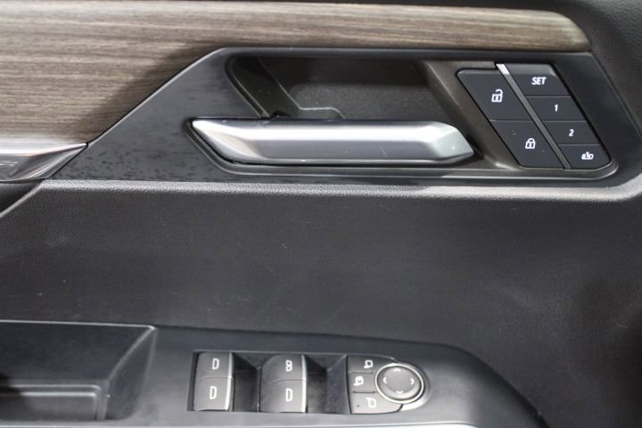 Used 2024 GMC Acadia Denali image 18