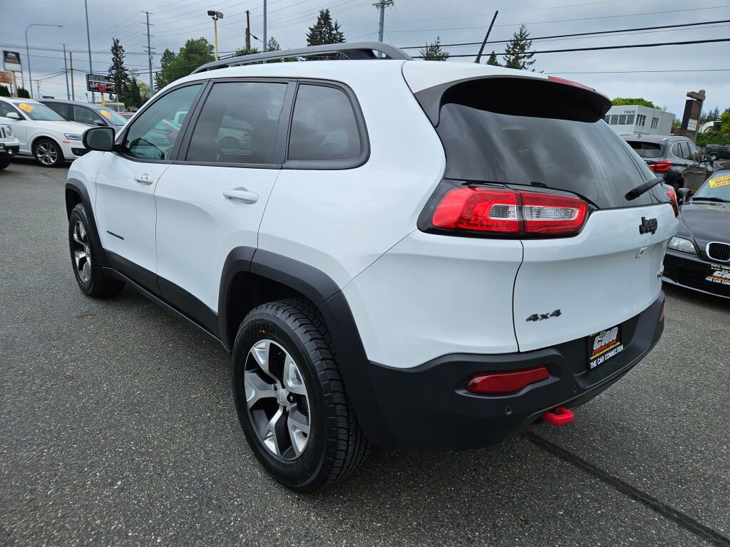 Used 2018 Jeep Cherokee Trailhawk AWD/4WD image 7