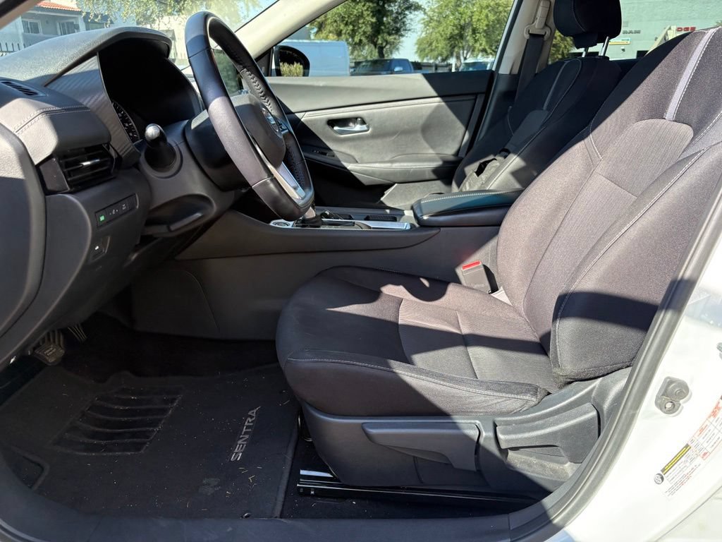 Used 2021 Nissan Sentra SV FWD image 9