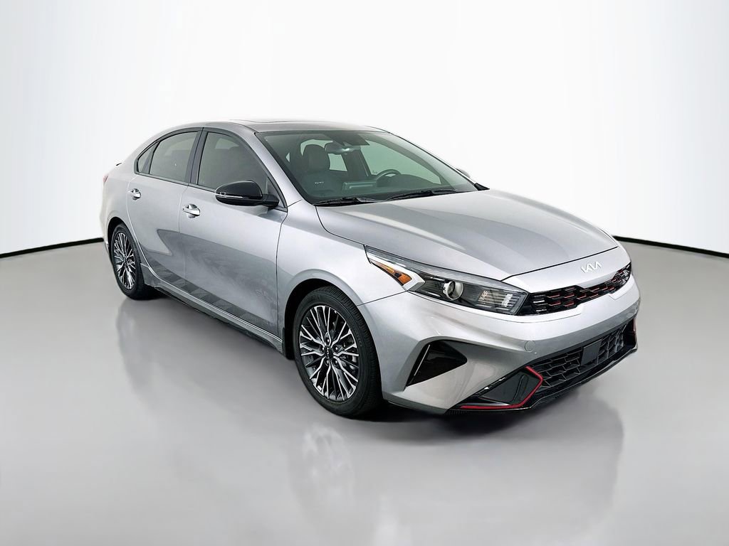 Used 2024 Kia Forte GT-Line w/ GT-Line Premium Package image 3