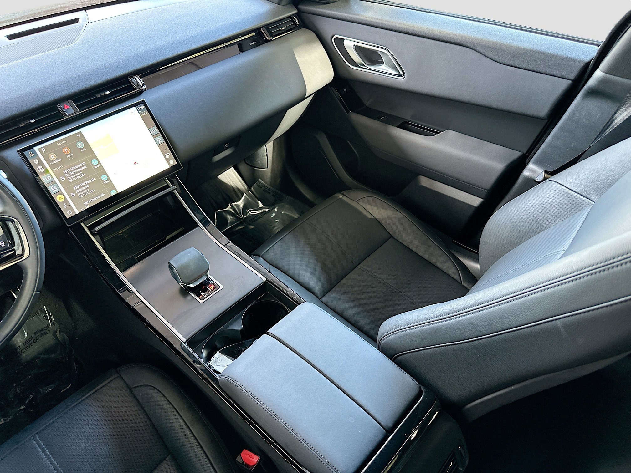 Used 2024 Land Rover Range Rover Velar Dynamic SE image 25