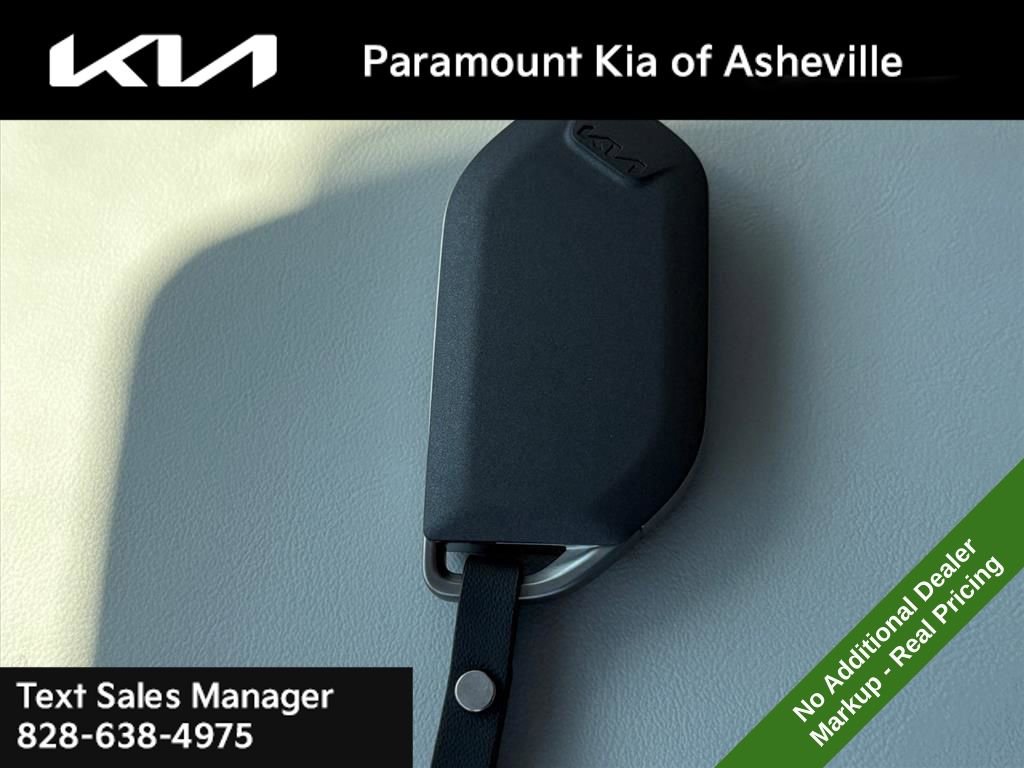 New 2026 Kia Carnival SX w/ SX Dark Edition Package image 27