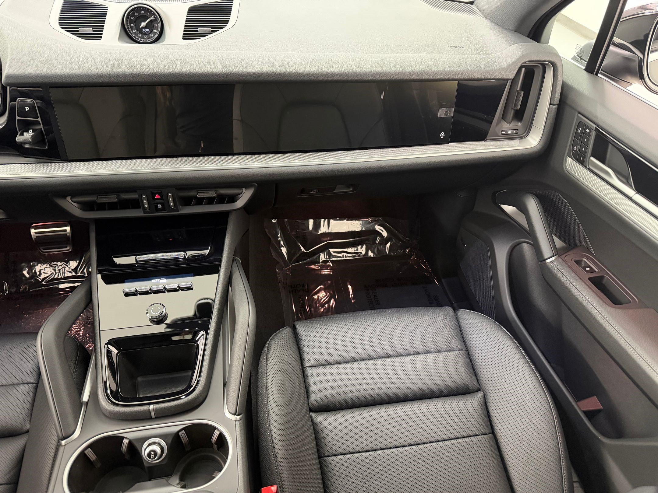 New 2026 Porsche Cayenne S AWD/4WD image 32