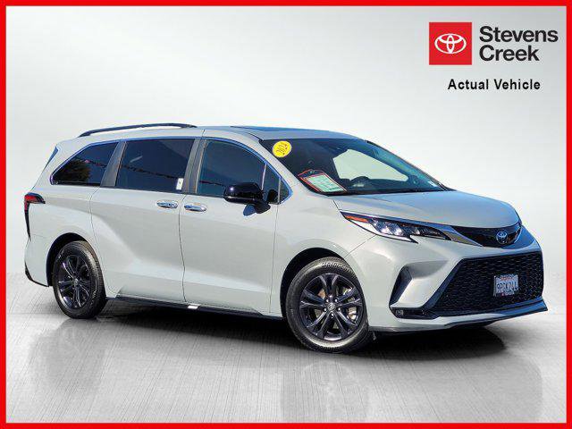 Certified 2024 Toyota Sienna XSE image 1