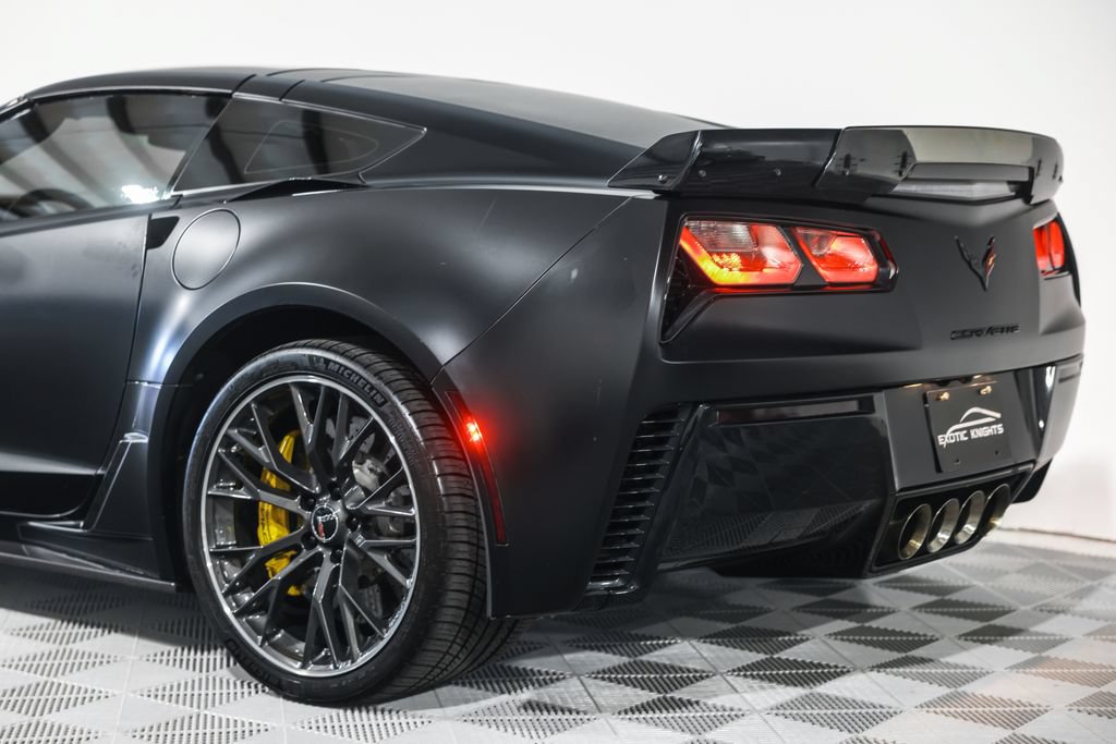 Used 2016 Chevrolet Corvette Z06 w/ 3LZ Preferred Equipment Group RWD image 22